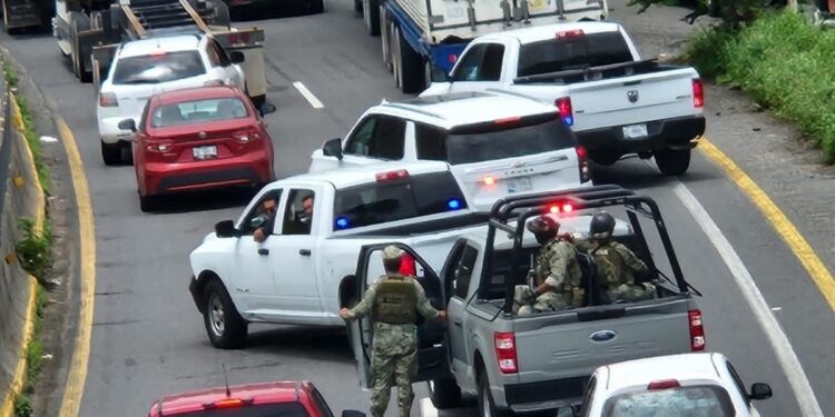 Le mienten a Claudia Sheinbaum; el caos vial en Manzanillo es siempre, no sólo horas pico