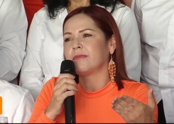 Indira necesita a alguien que tape la corrupción y el enriquecimiento inexplicable de ella y de su familia: Martha Zepeda